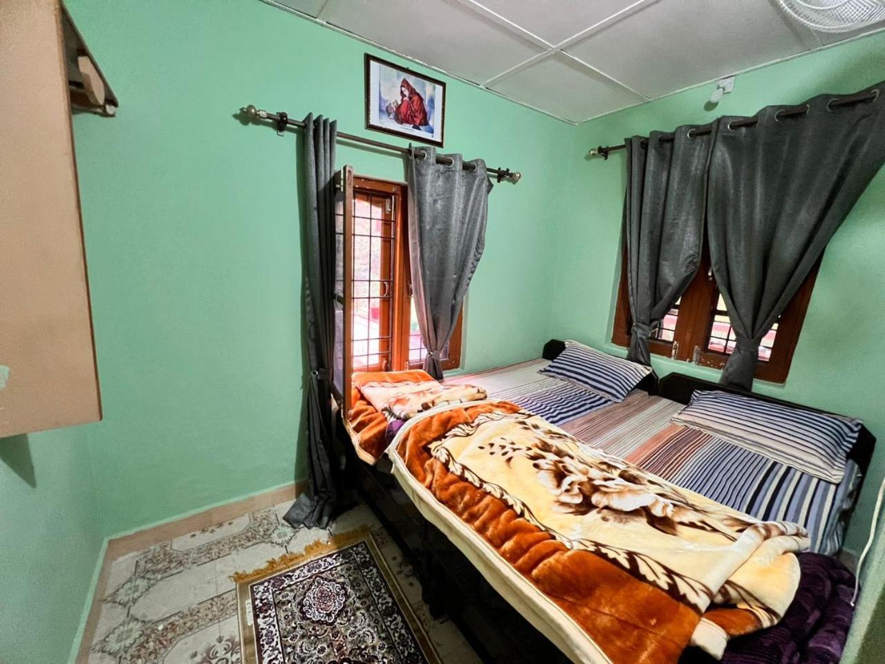 Tathastu Bir -Homestay ,Dorm,Hostel Exterior photo