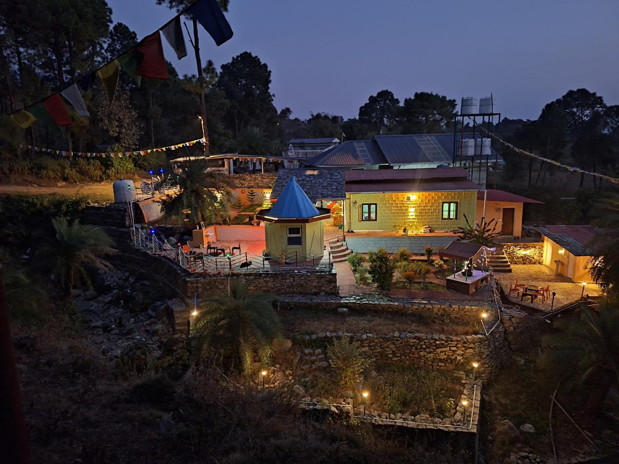 Tathastu Bir -Homestay ,Dorm,Hostel Exterior photo